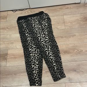Leopard leggings